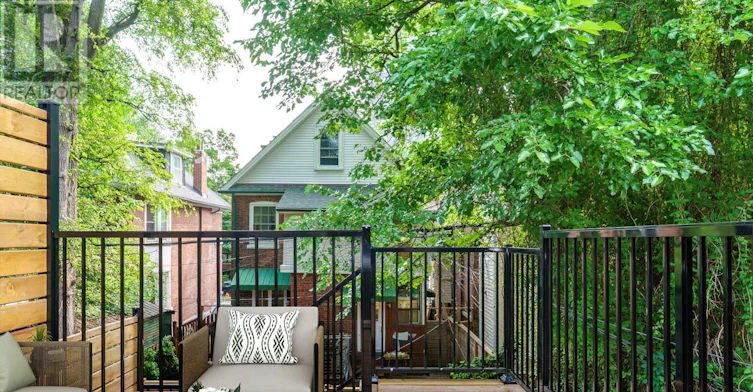 UPPER-325 Brunswick Avenue, Toronto, ON, M5R 2Z1 - 20