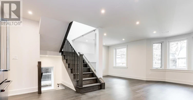 UPPER-325 Brunswick Avenue, Toronto, ON, M5R 2Z1 - 4