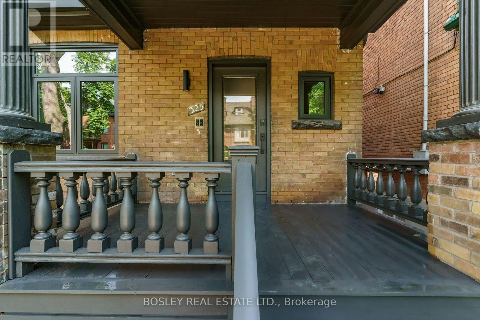 UPPER-325 Brunswick Avenue, Toronto, ON, M5R 2Z1 - 2