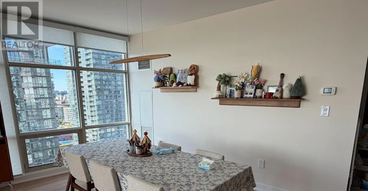 2212-35 Mariner Terrace, Toronto, ON, M5V 3V9 - 9