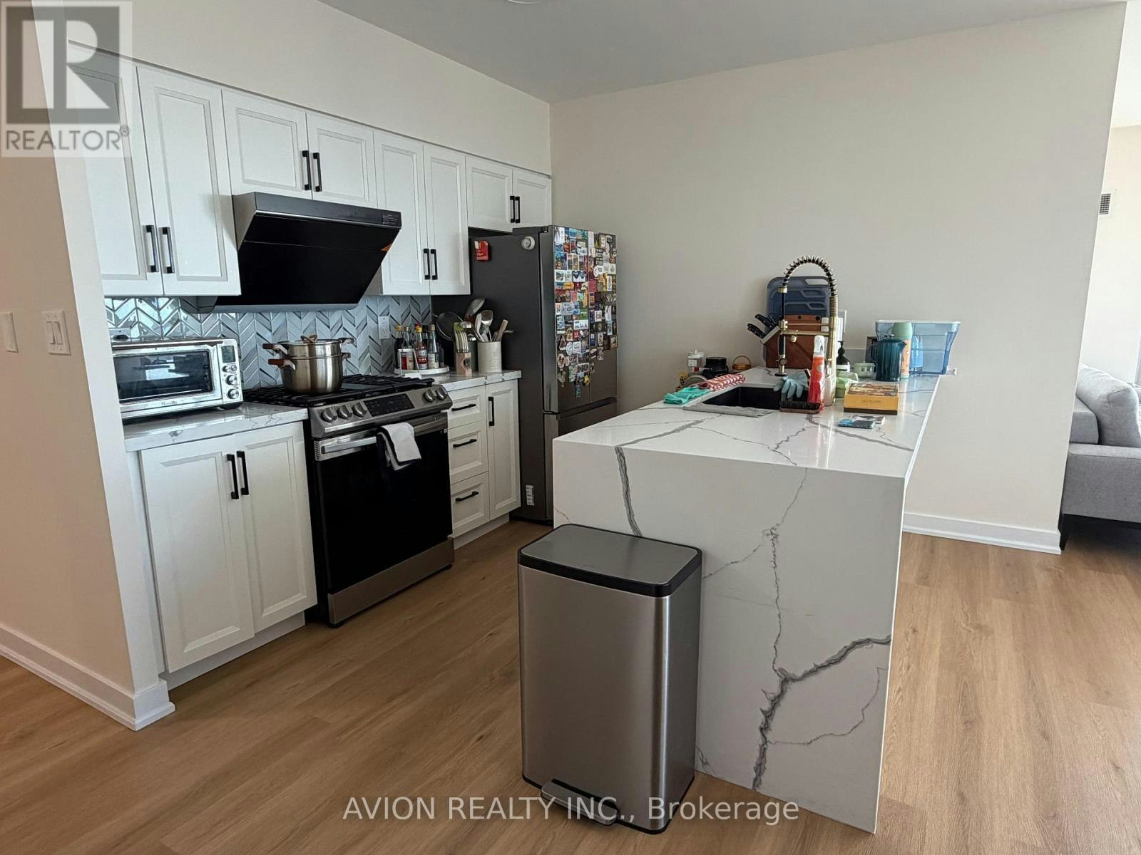 2212-35 Mariner Terrace, Toronto, ON, M5V 3V9 - 2