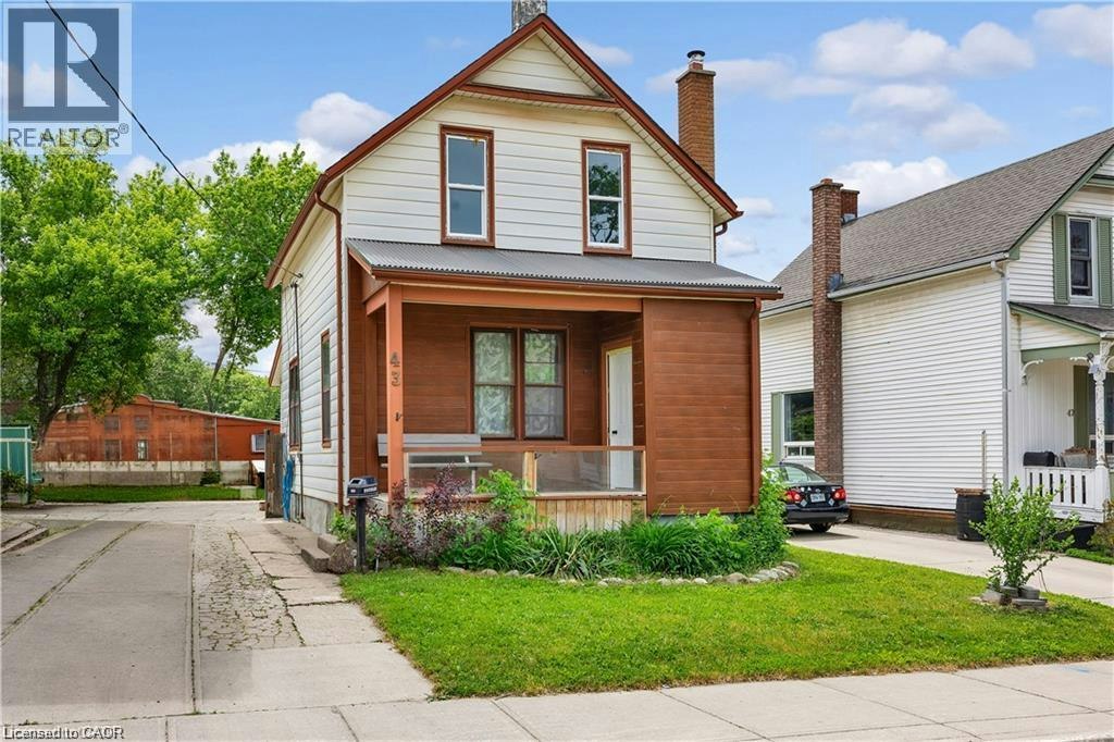 43 Henry Street, Kitchener, ON, N2G 1P4