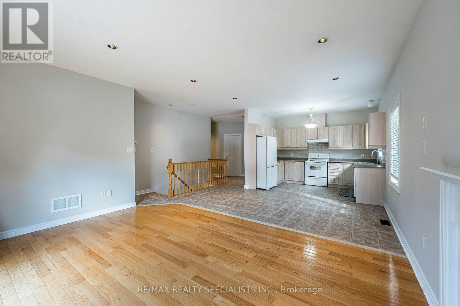 27 Nailsworth Crescent, Caledon, ON, L7C 1R3 - 14