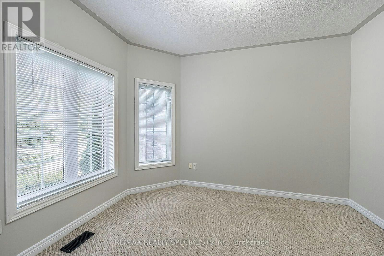 27 Nailsworth Crescent, Caledon, ON, L7C 1R3 - 6