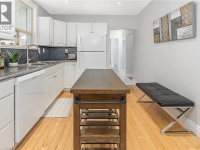 282 13th Street EAST - 2