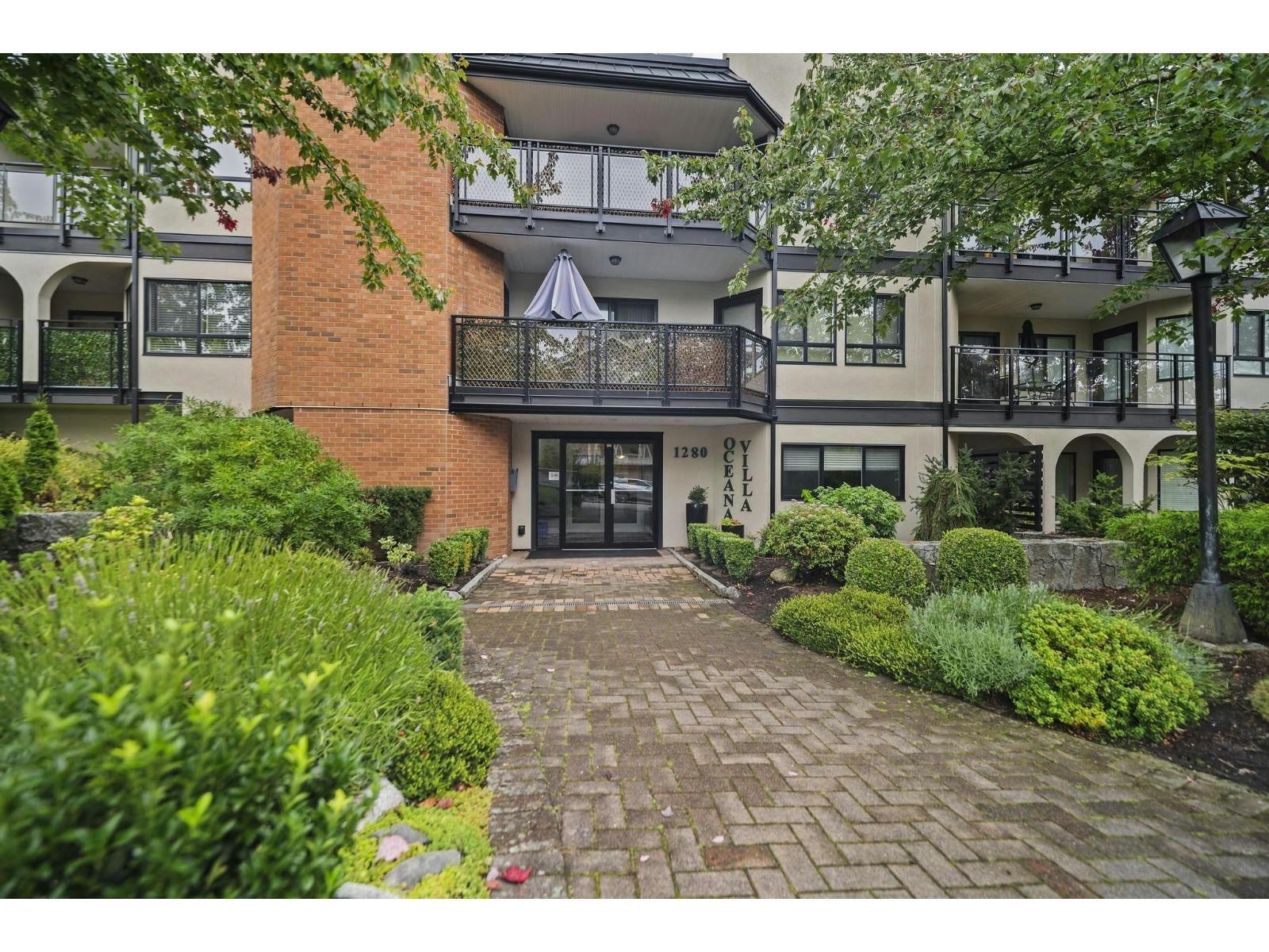 310-1280 Fir Street, Surrey, BC, V4B 4B1