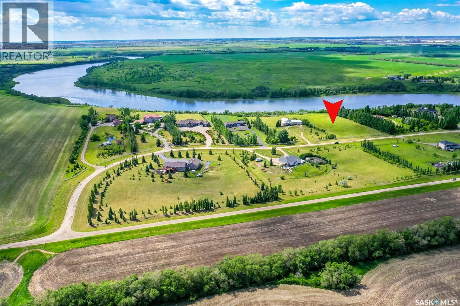 48 Rivers Edge Lane, Corman Park Rm No. 344, SK, S7K 3J9