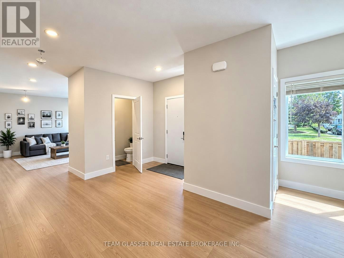 143 Marconi Court, London, ON, N5V 0C9 - 4