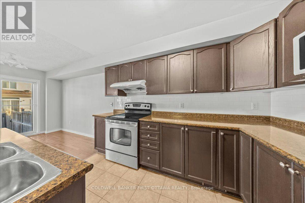 132 Maravista Drive, Ottawa, ON, K2J 0K7 - 9