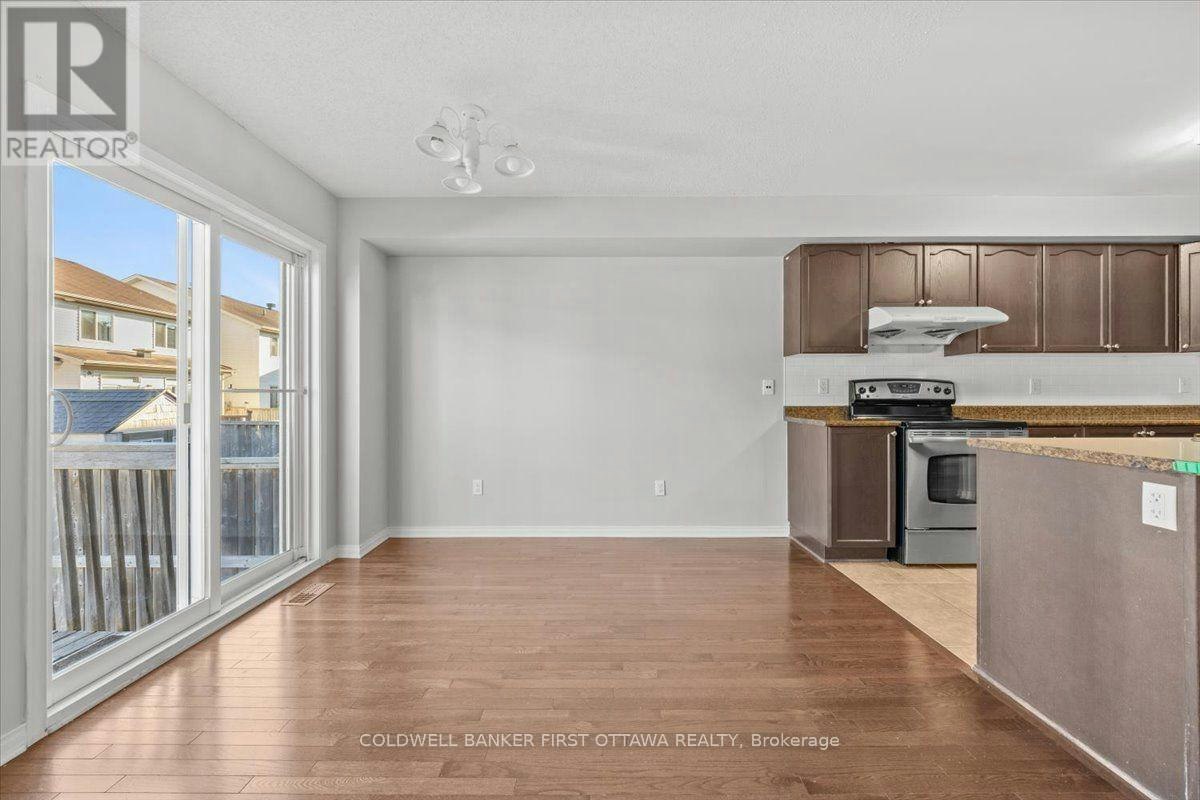 132 Maravista Drive, Ottawa, ON, K2J 0K7 - 8