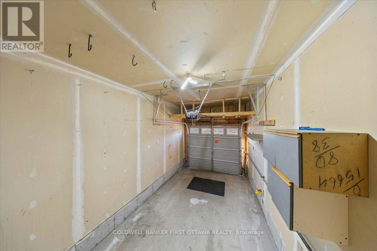 132 Maravista Drive, Ottawa, ON, K2J 0K7 - 32