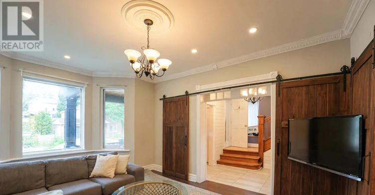 A-135 Hawthorne Avenue, Ottawa, ON, K1S 0B2 - 6
