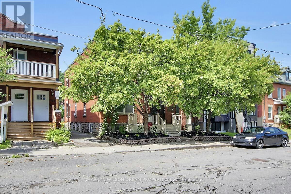152 Goulburn Avenue, Ottawa, ON, K1N 8E2