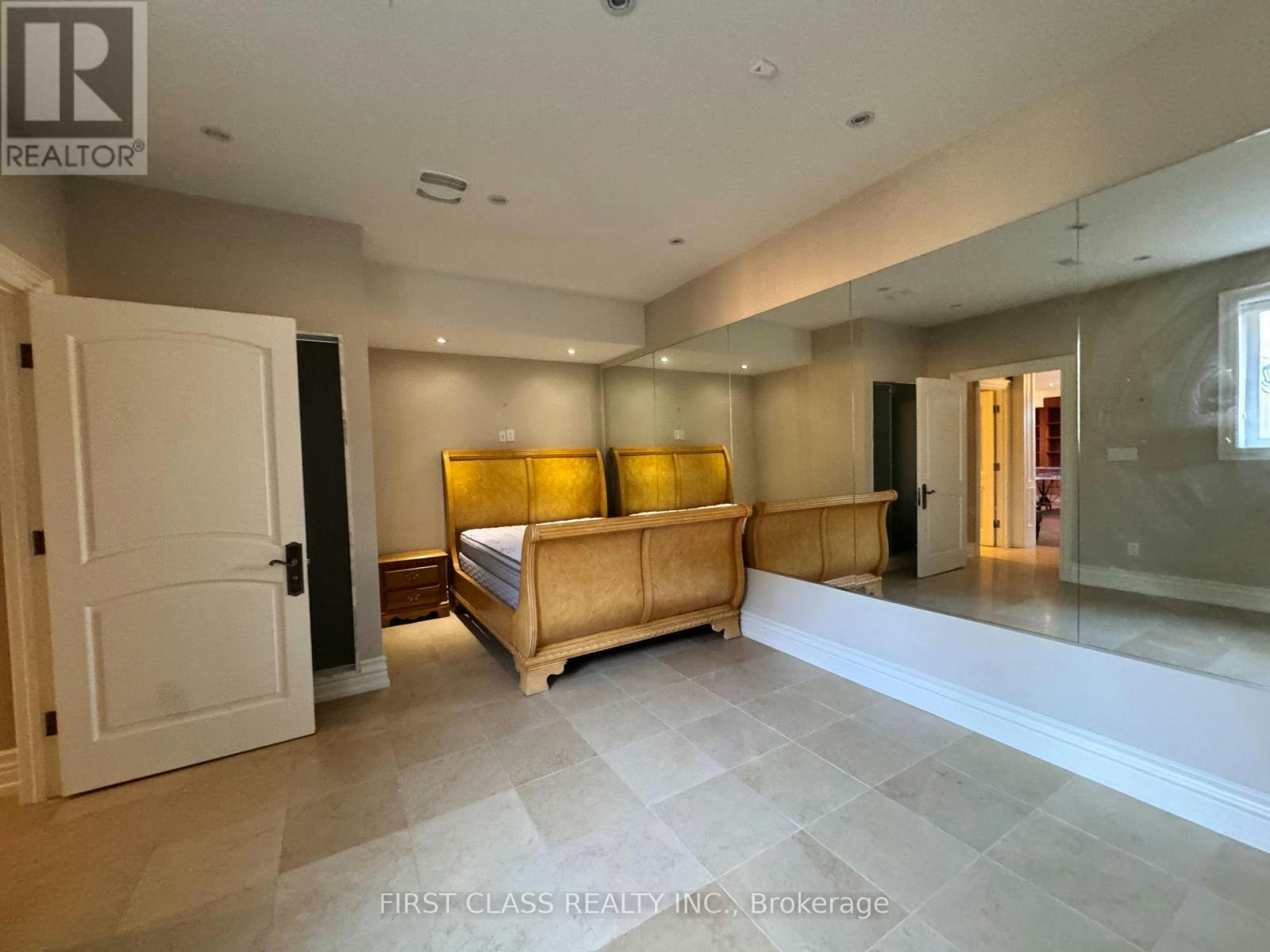 25 Dempsey Crescent, Toronto, ON, M2L 1Y4 - 13