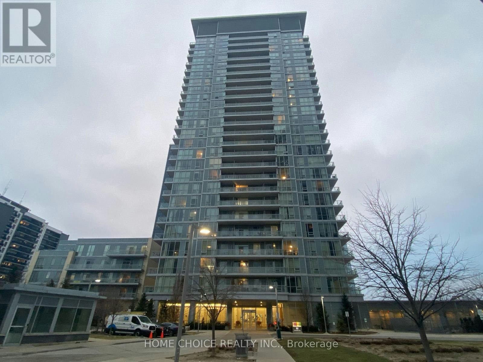 608-62 Forest Manor Road, Toronto, ON, M2J 0B6