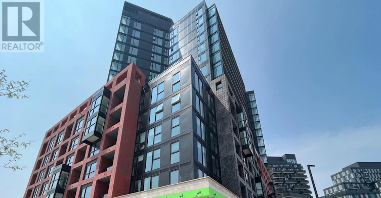 817-8 Tippett Road, Toronto, ON, M3H 0E7 - 3