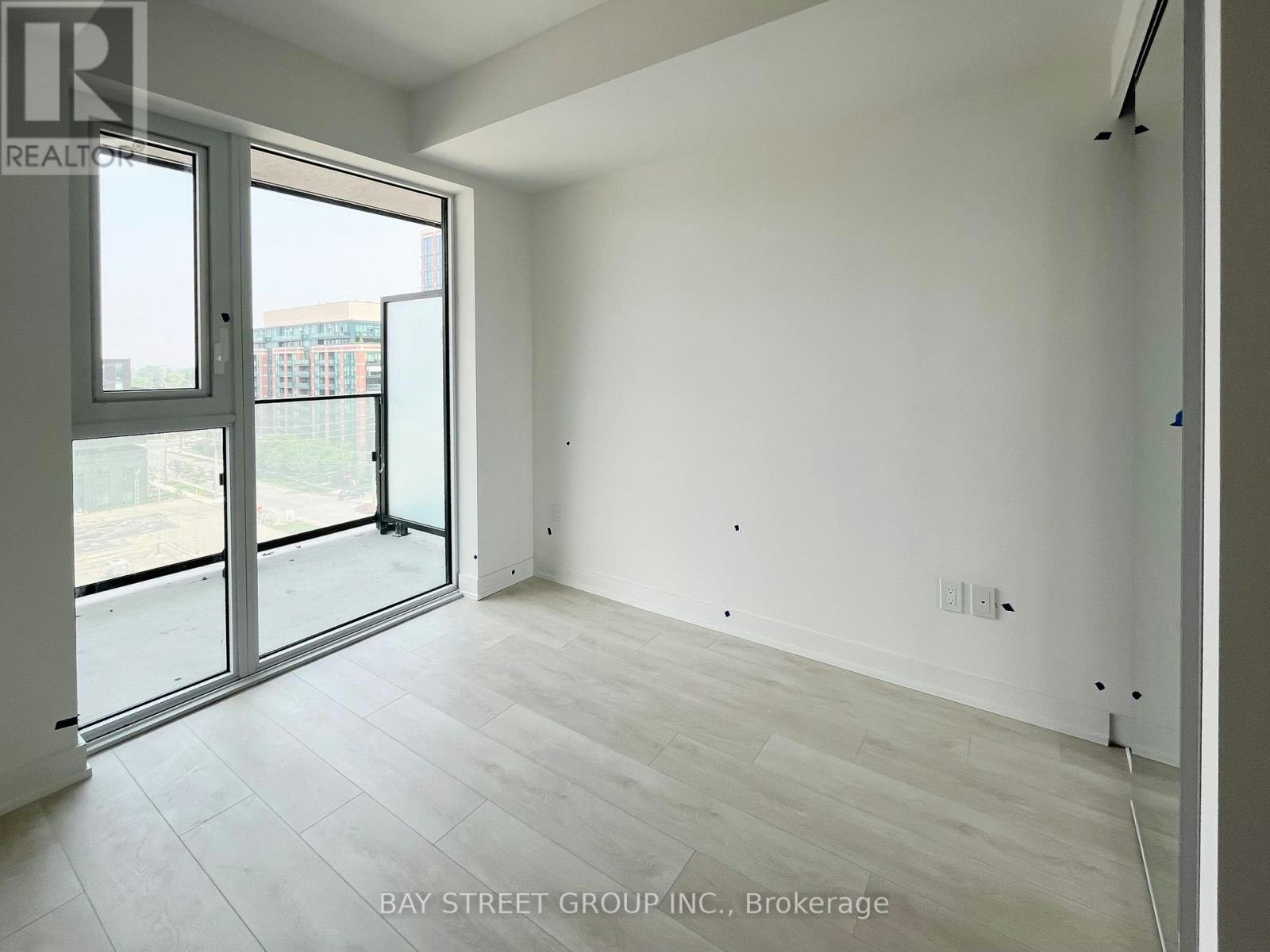 817-8 Tippett Road, Toronto, ON, M3H 0E7 - 15