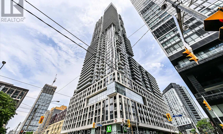 1120-251 Jarvis Street