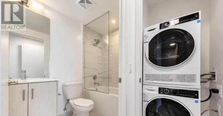 3005-180 Front Street E, Toronto, ON, M5A 0K9 - 4