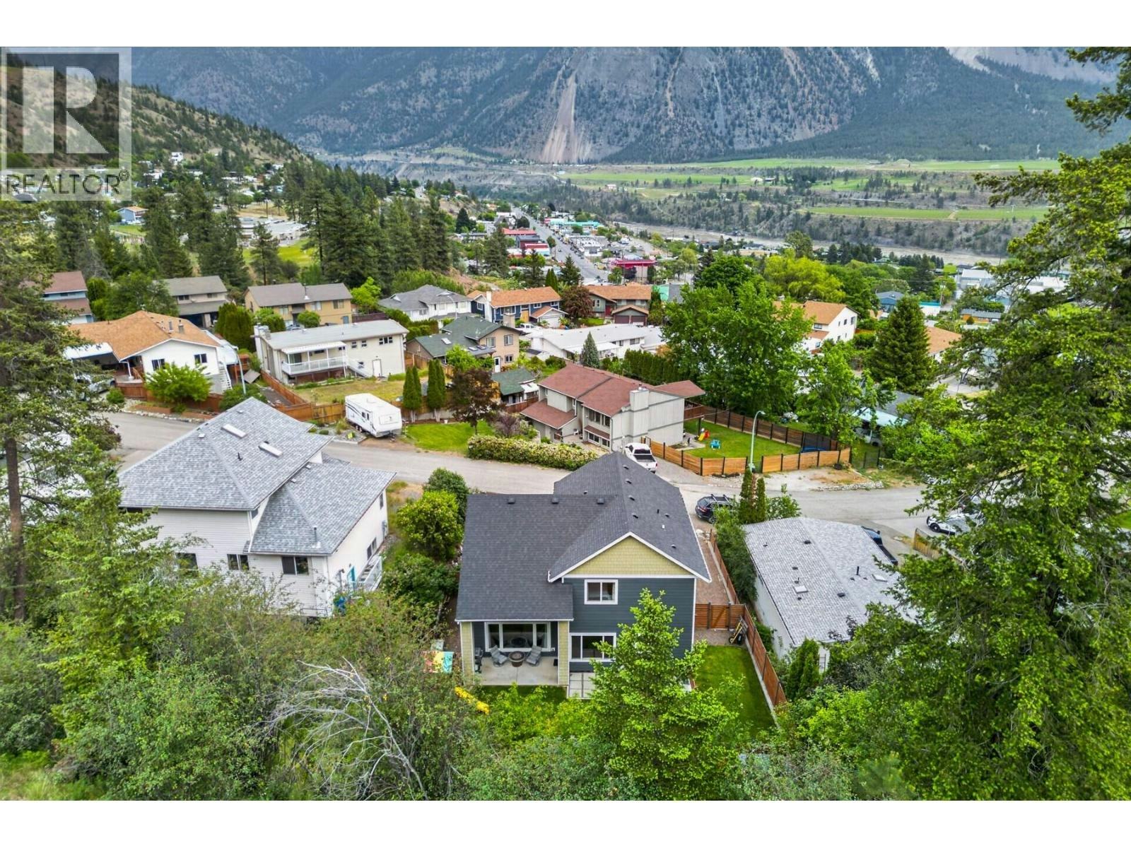 882 Eagleson Crescent, Lillooet, BC, V0K 1V0