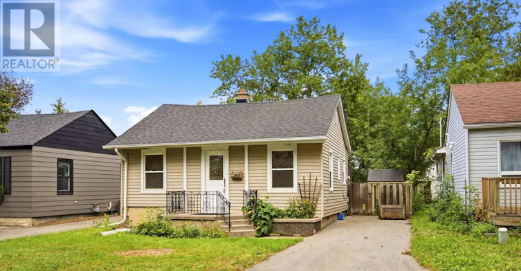 24 George Street, Ajax, ON, L1S 1S5