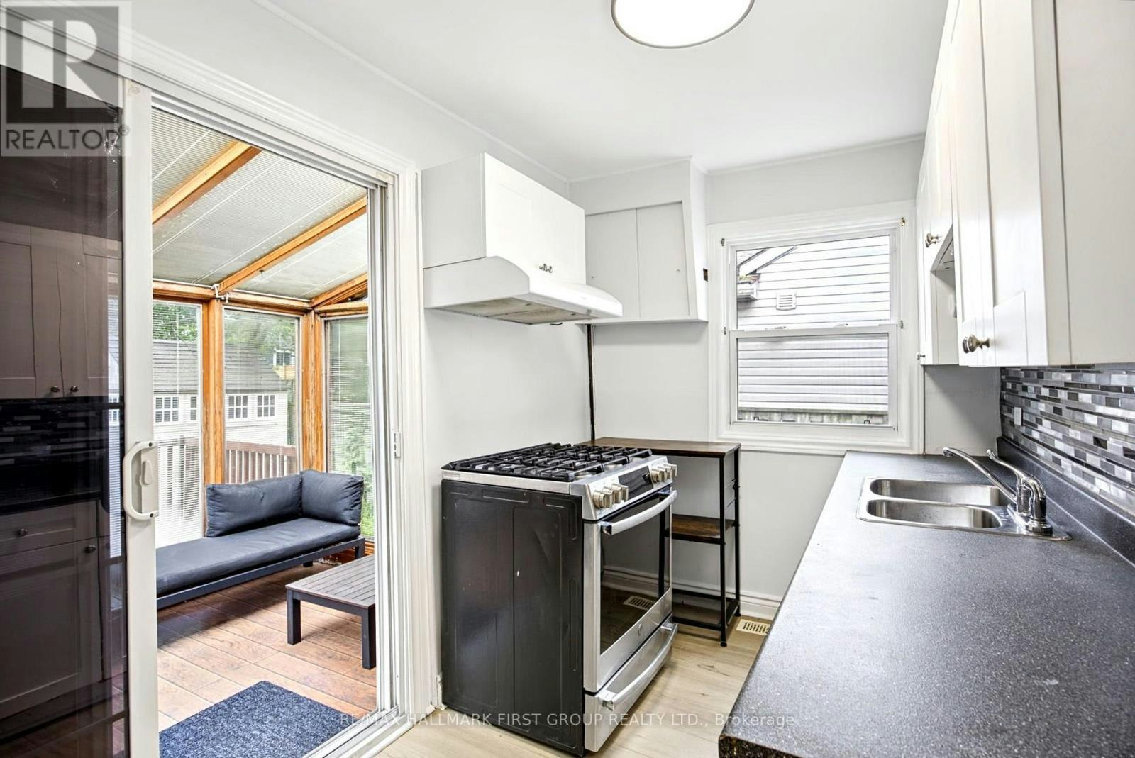 24 George Street, Ajax, ON, L1S 1S5 - 12