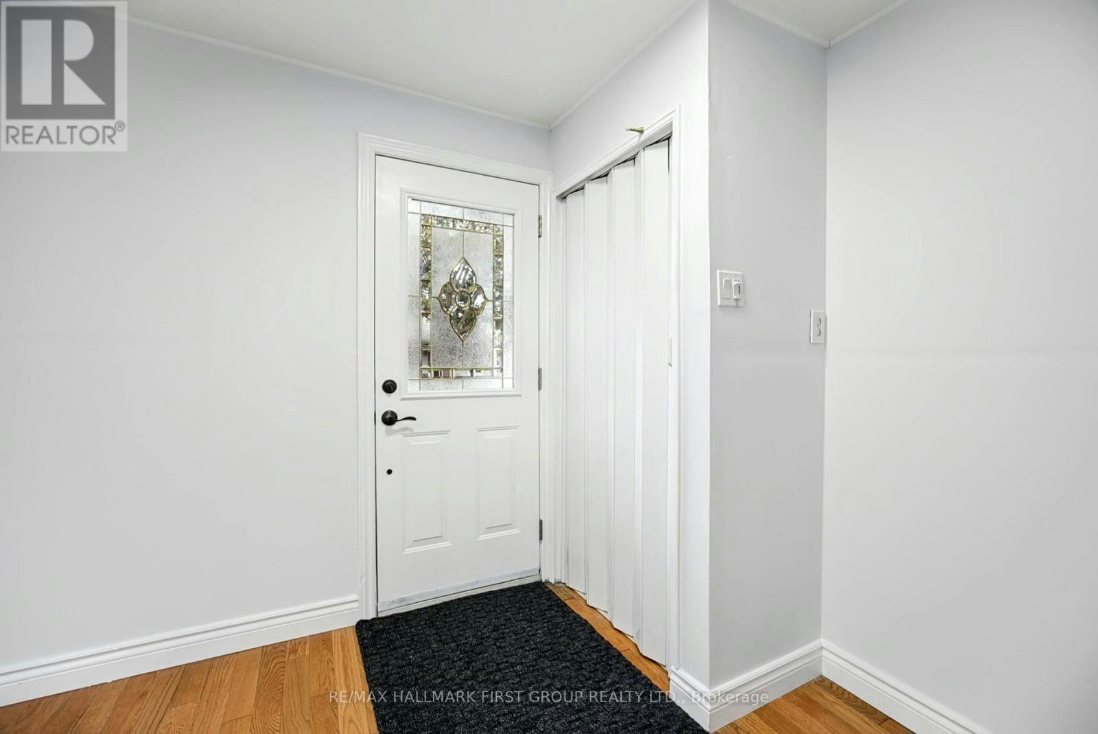 24 George Street, Ajax, ON, L1S 1S5 - 4