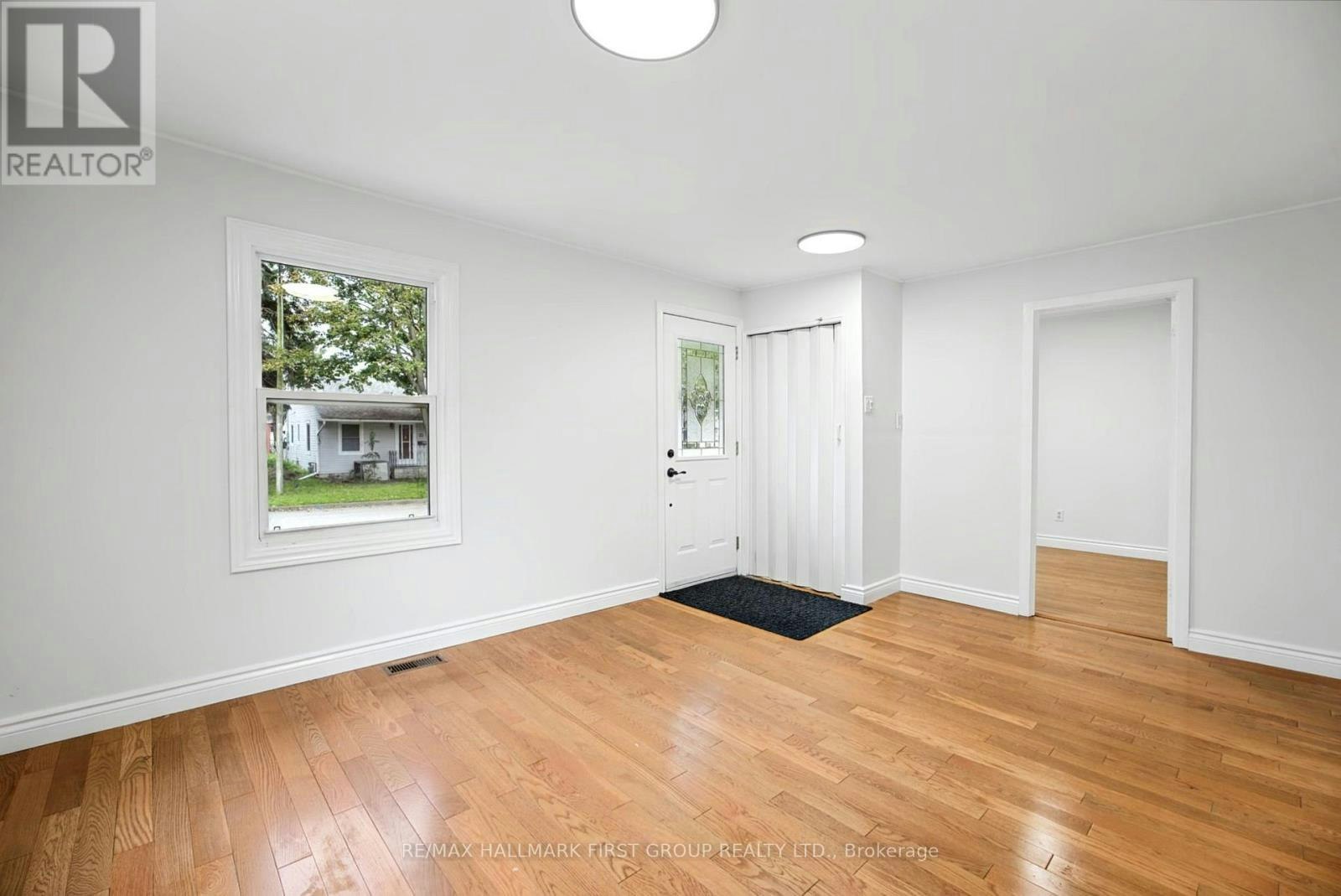 24 George Street, Ajax, ON, L1S 1S5 - 5