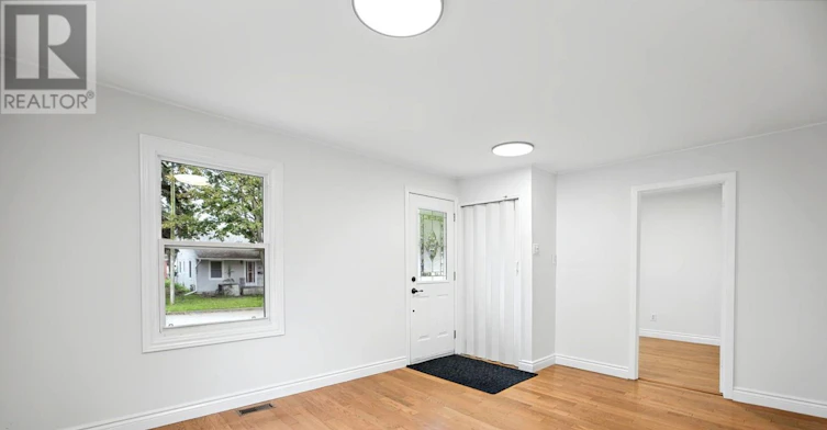 24 George Street, Ajax, ON, L1S 1S5 - 5
