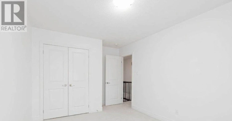 18 Hutton Crescent, Essa, ON, L0M 1B6 - 11