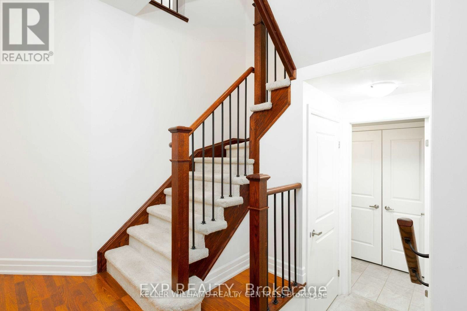 18 Hutton Crescent, Essa, ON, L0M 1B6 - 23