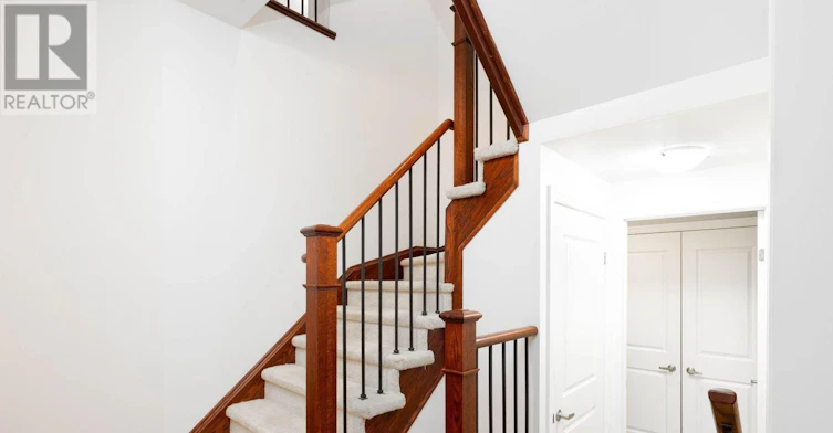 18 Hutton Crescent, Essa, ON, L0M 1B6 - 23