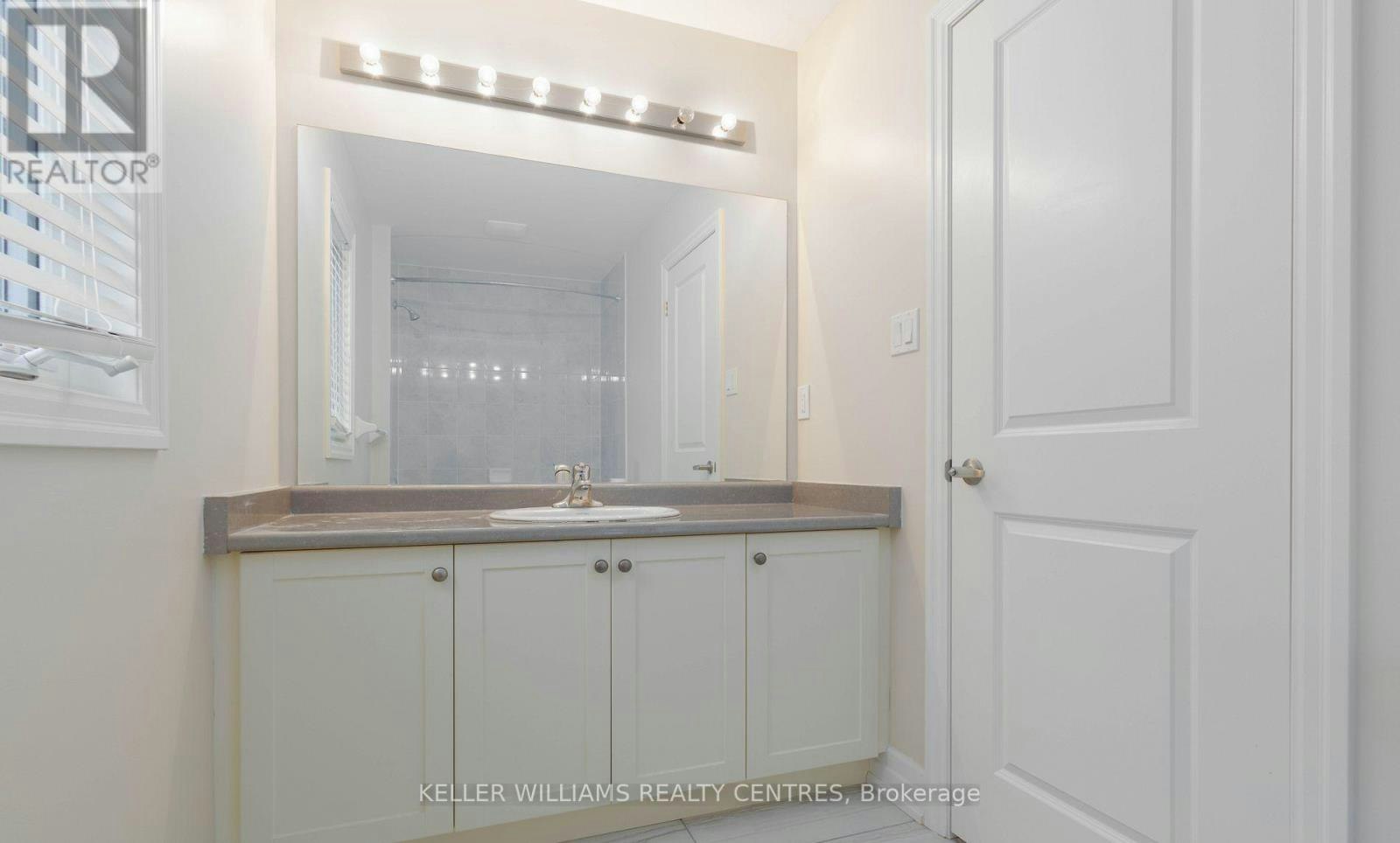 18 Hutton Crescent, Essa, ON, L0M 1B6 - 16