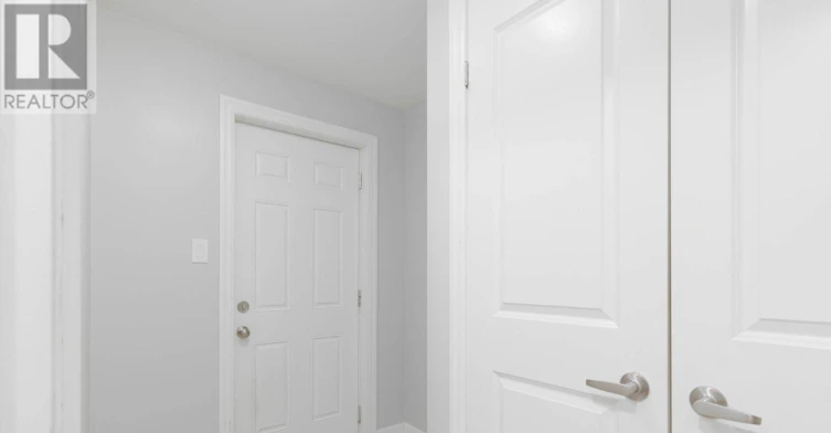 18 Hutton Crescent, Essa, ON, L0M 1B6 - 15
