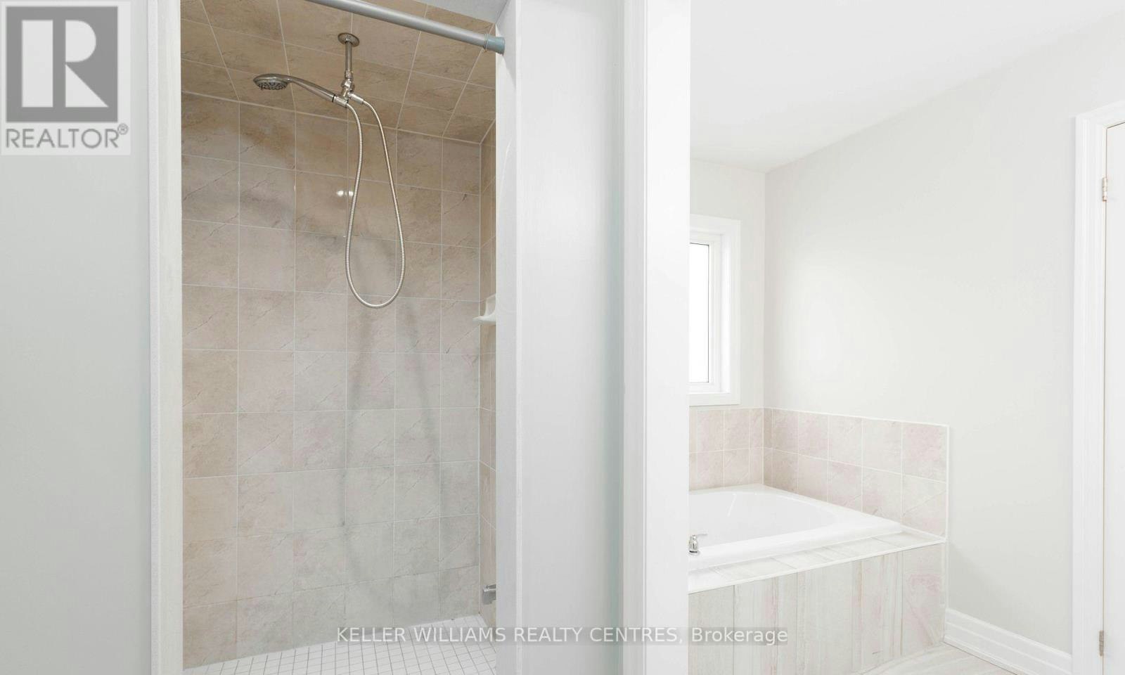 18 Hutton Crescent, Essa, ON, L0M 1B6 - 19