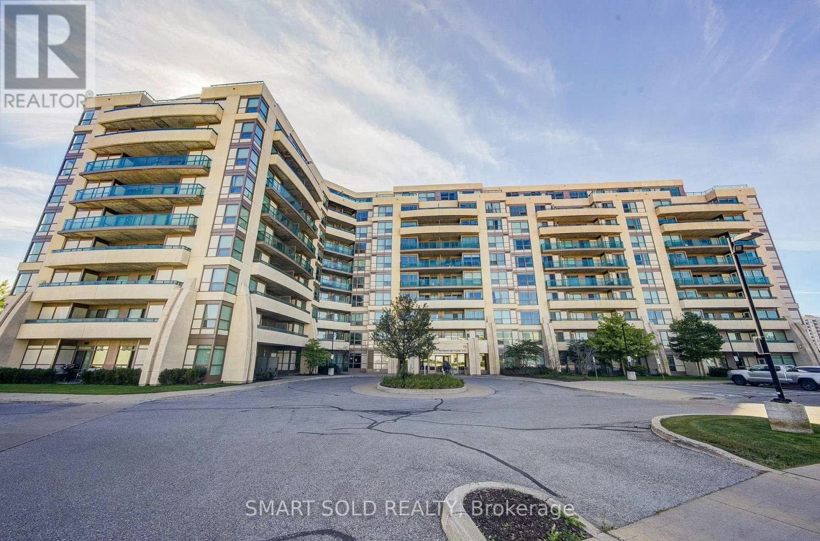 309-75 Norman Bethune Avenue, Richmond Hill, ON, L4B 0B6