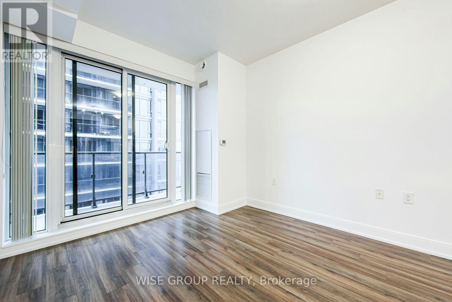 1210B-9600 Yonge Street, Richmond Hill, ON, L4C 0X3 - 10