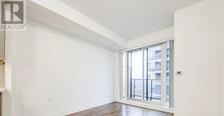 1210B-9600 Yonge Street, Richmond Hill, ON, L4C 0X3 - 12