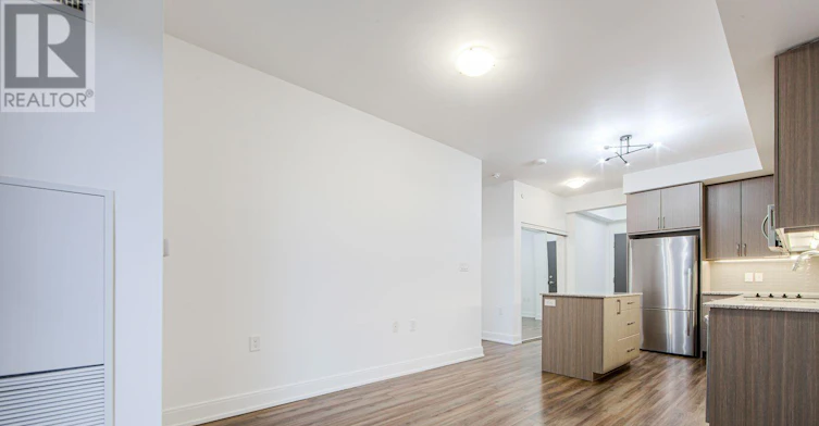 1210B-9600 Yonge Street, Richmond Hill, ON, L4C 0X3 - 13
