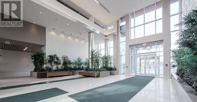 1210B-9600 Yonge Street, Richmond Hill, ON, L4C 0X3 - 34