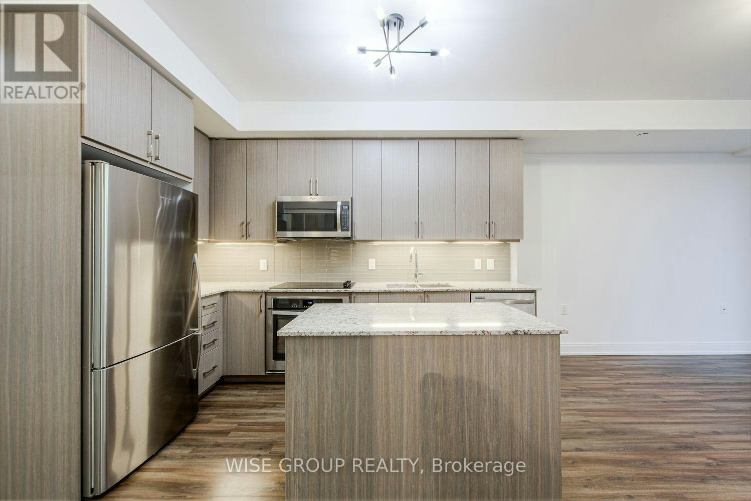 1210B-9600 Yonge Street, Richmond Hill, ON, L4C 0X3 - 2