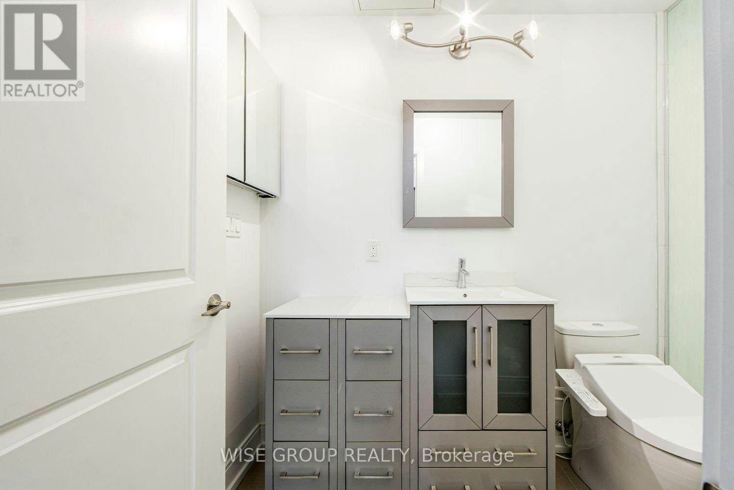 1210B-9600 Yonge Street, Richmond Hill, ON, L4C 0X3 - 18