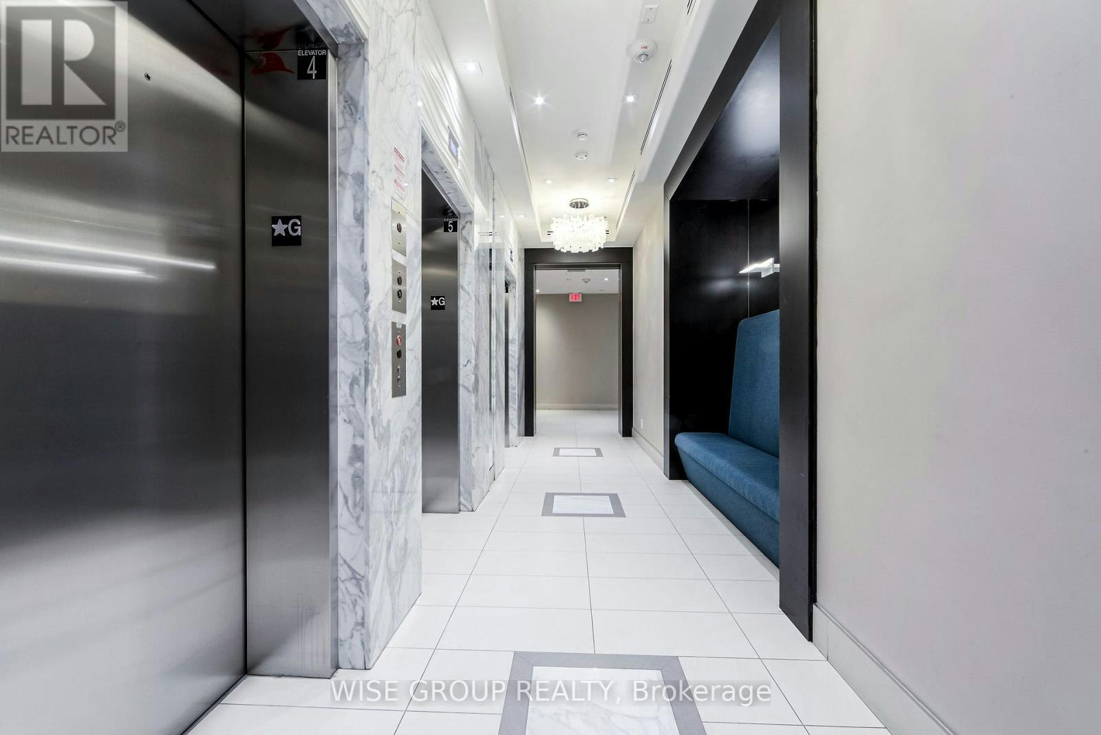 1210B-9600 Yonge Street, Richmond Hill, ON, L4C 0X3 - 35