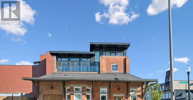 5-139 Thomas Street, Oakville, ON, L6J 3A9