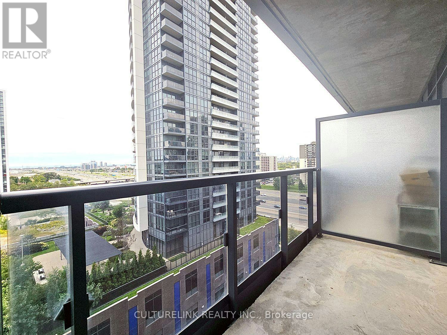 1003-9 Valhalla Inn Road, Toronto, ON, M9B 1S9 - 3