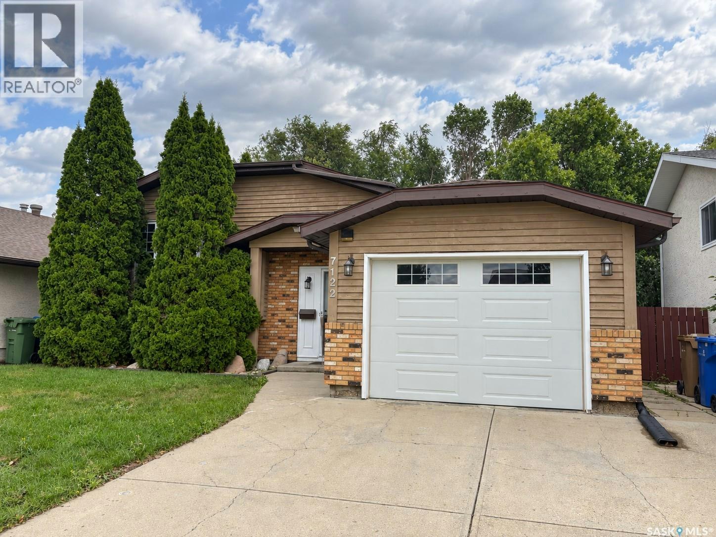 7122 Lawrence Drive, Regina, SK, S4X 3X6
