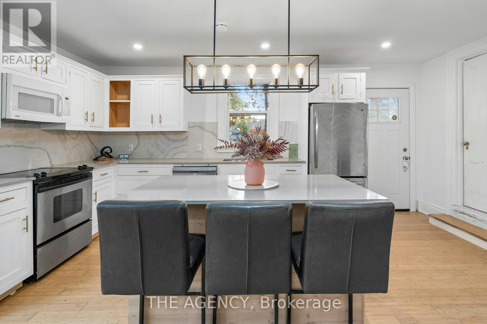 16 Elks Street, Prince Edward County, ON, K0K 2T0 - 6