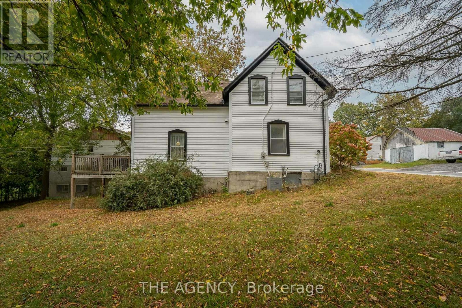 16 Elks Street, Prince Edward County, ON, K0K 2T0 - 2