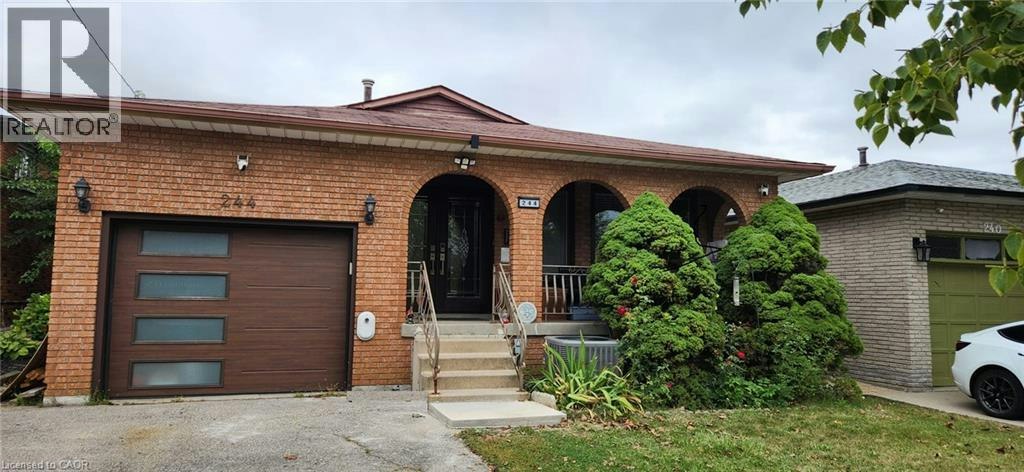 244 Guildwood Drive, Hamilton, ON, L9C 6W8