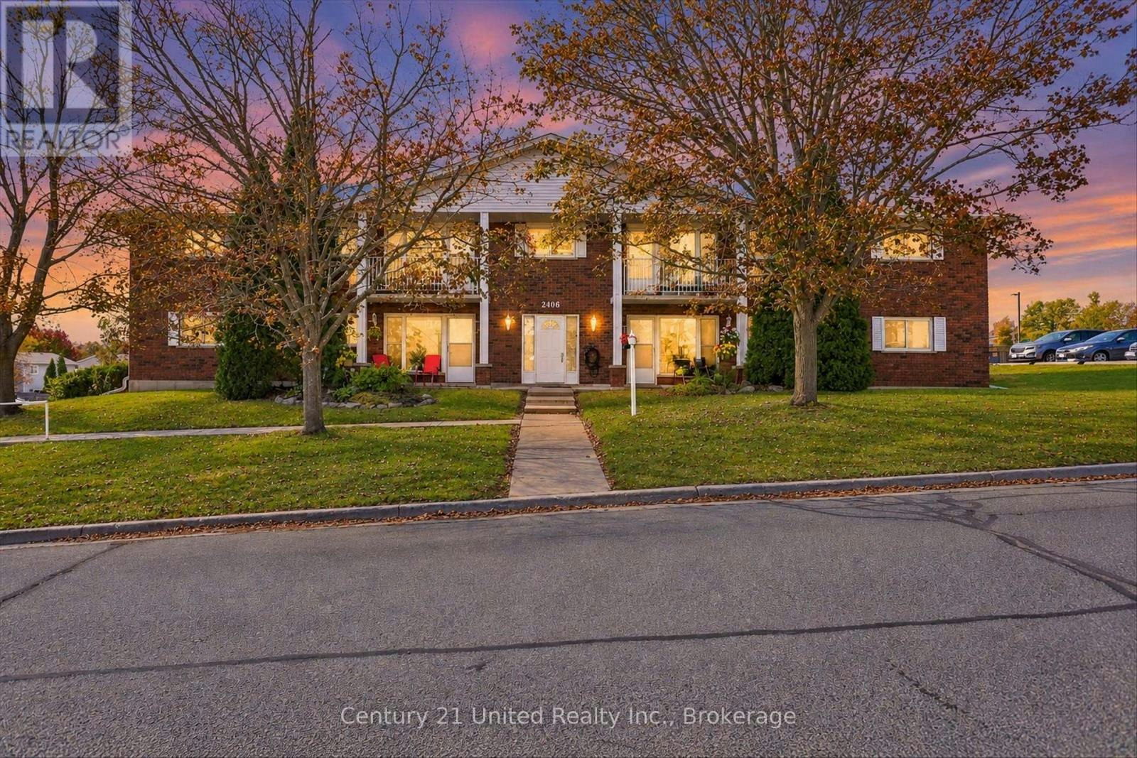 202-2406 Mountland Drive, Peterborough, ON, K9K 2E1